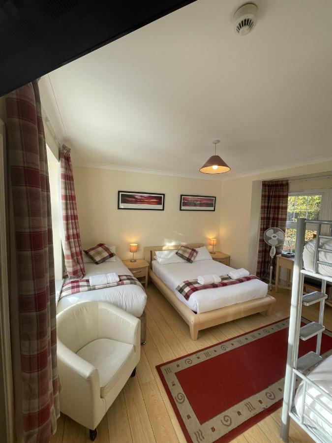 Oakhurst Gatwick B&B Crawley  Dış mekan fotoğraf