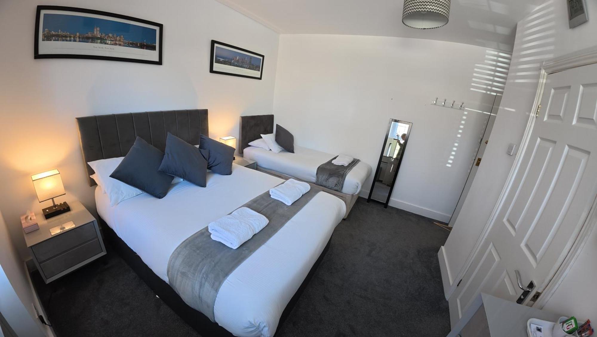 Oakhurst Gatwick B&B Crawley  Dış mekan fotoğraf