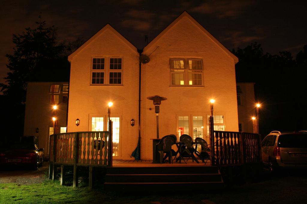 Oakhurst Gatwick B&B Crawley  Dış mekan fotoğraf